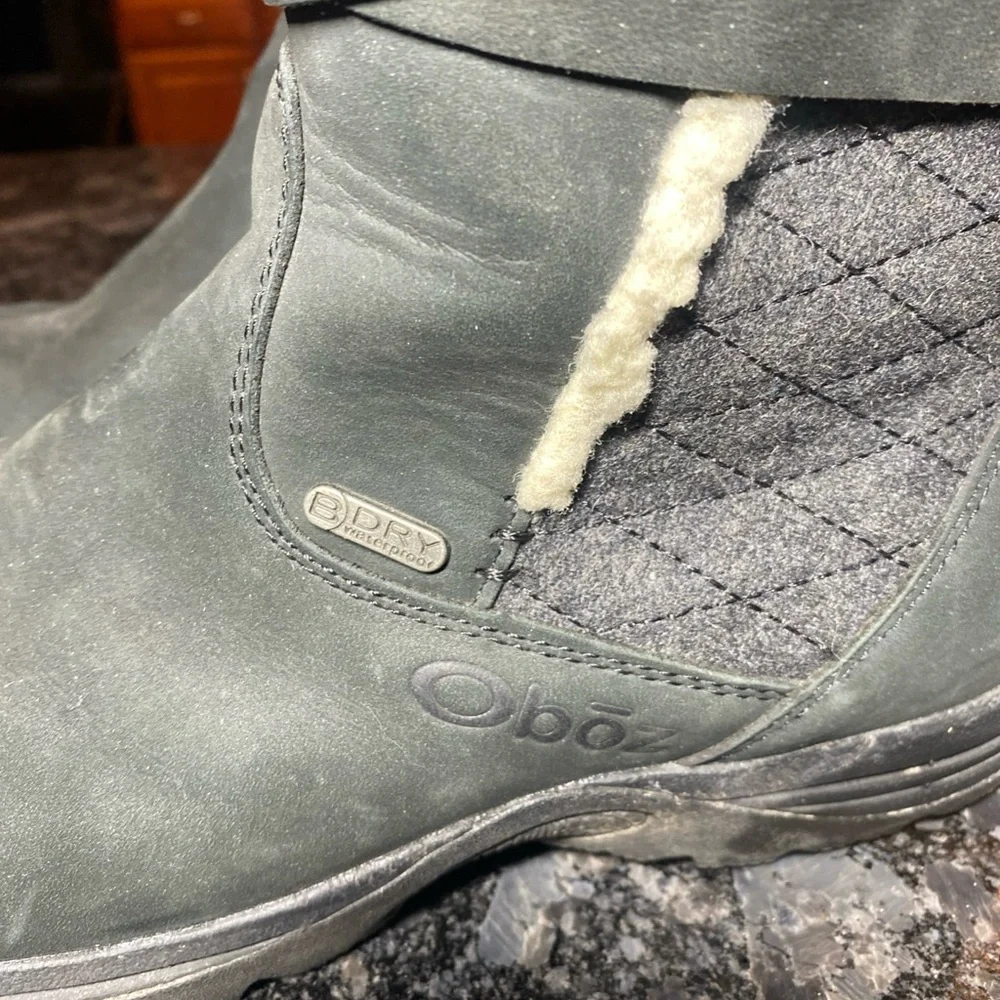 Oboz Madison Waterproof Insulated Winter Boots Womens Sz 7 Black Shearling Lined